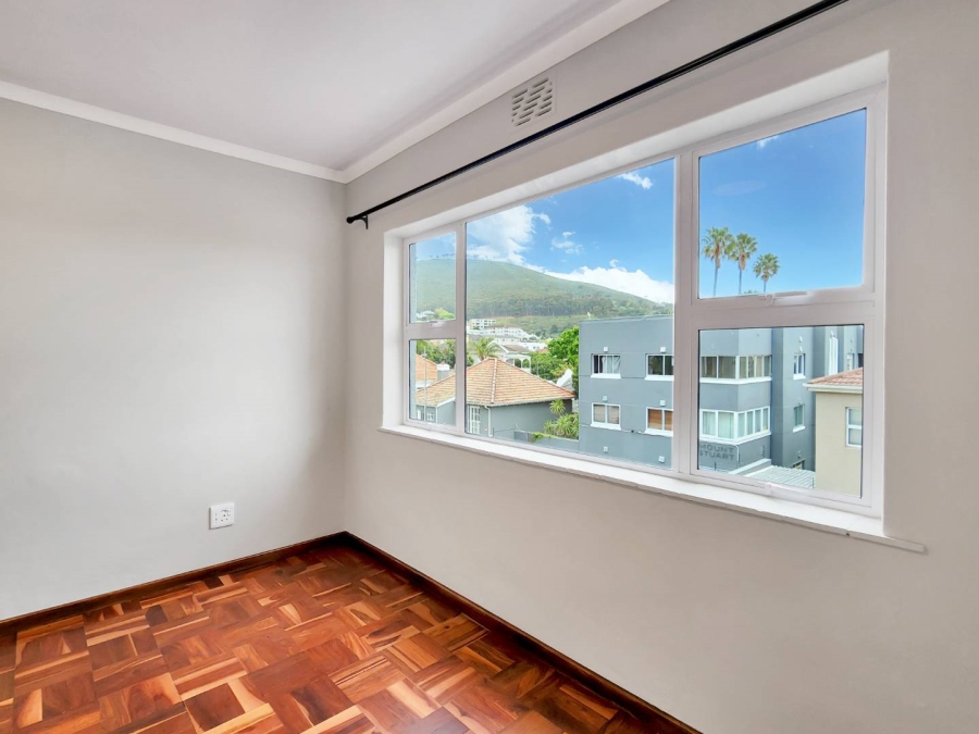 To Let 1 Bedroom Property for Rent in Tamboerskloof Western Cape